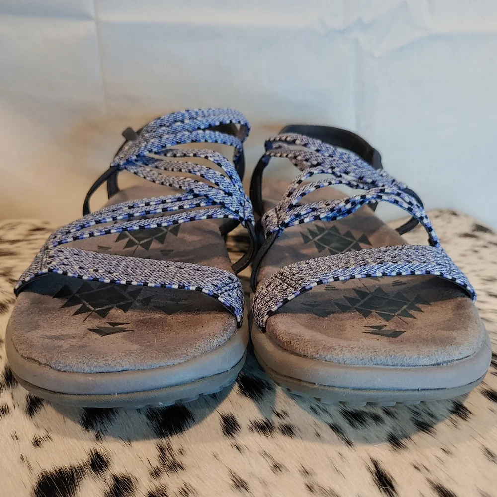 Skechers lightweight sandals